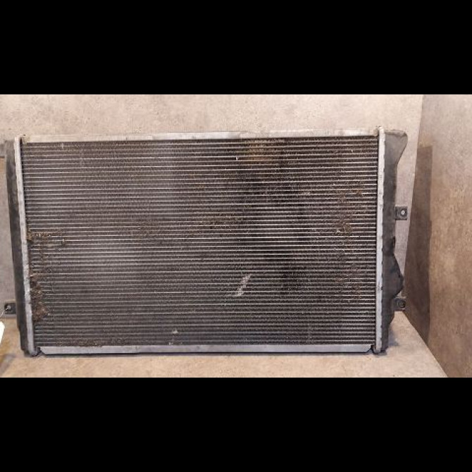 Radiateur occasion VOLKSWAGEN TOURAN I Phase 2 11-2006->09-2010 1.9 TDI 105ch 2