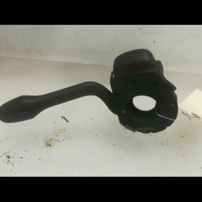 Commande clignotant occasion VOLKSWAGEN GOLF III Phase 1 01-1992->12-1997 1.9 TD 1H0953513D01C 1