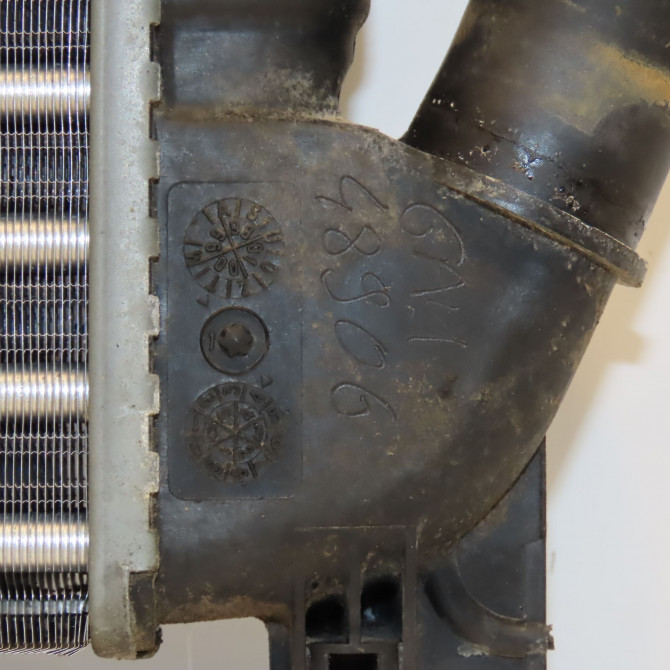 Radiateur occasion RENAULT 19 Phase 1 07-1989->04-1992 1.4i 7701047889 3