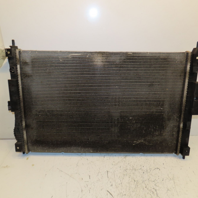Radiateur occasion CITROEN C4 PICASSO II Phase 1 04-2013->... 1.6 e-HDi 8v 115ch 9675747980 2