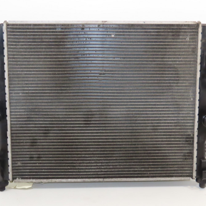 Radiateur occasion DACIA SANDERO I Phase 1 06-2008->10-2012 1.4 MPI 75ch 8200735038 2