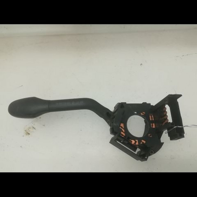 Commande essuie glace occasion VOLKSWAGEN GOLF III Phase 1 01-1992->12-1997 1.9 TD 535953519B01C 2