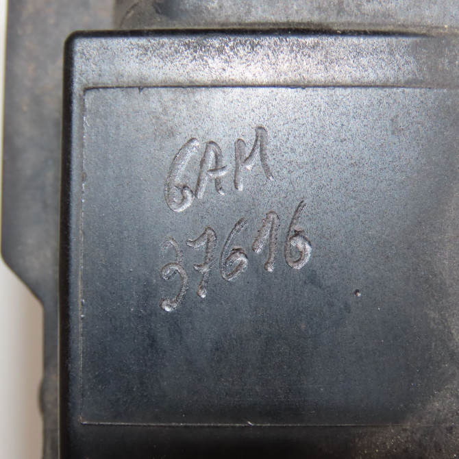 Radiateur occasion KIA SPORTAGE III Phase 1 09-2010->... 1.7 CRDI 115ch 253102Y001 3