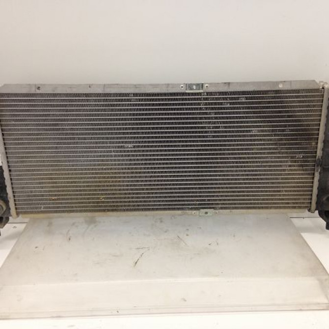 Radiateur occasion OPEL COMBO -CORSA- II Phase 1 01-2002->07-2004 90410049 1
