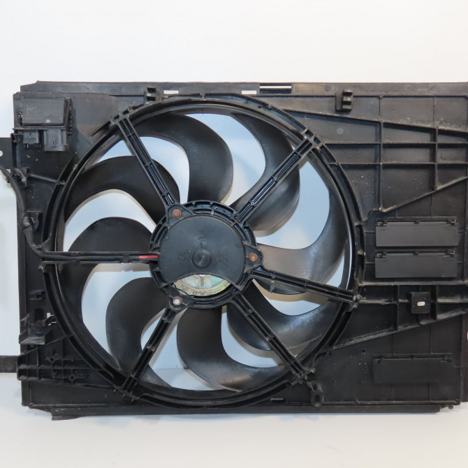 Ventilateur de refroidissement occasion PEUGEOT 308 II Phase 1 04-1995->04-1999 1.5 BlueHDI 100ch 2