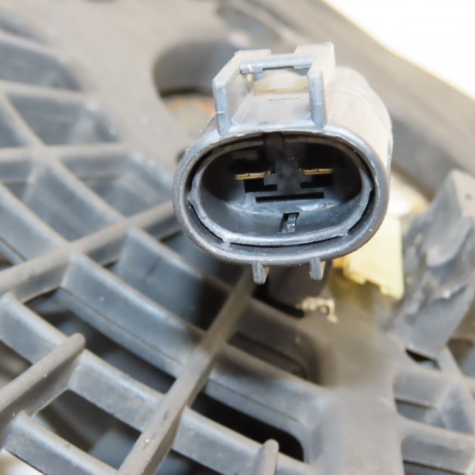 Ventilateur de refroidissement occasion  2132009052 4