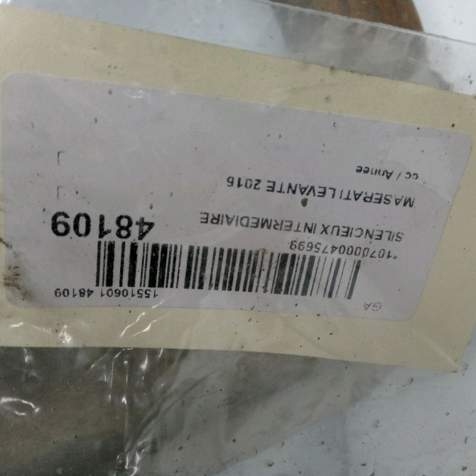 Silencieux intermediaire occasion MASERATI LEVANTE 2