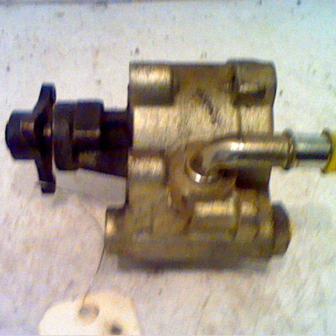 Pompe direction assistee occasion RENAULT MEGANE I Phase 2 03-1999->06-2003 1.9 DTI 7700417308 1