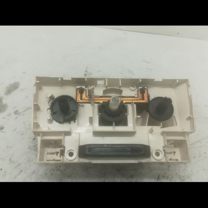 Commande de chauffage occasion OPEL CORSA II Phase 2 04-1997->10-2000 1.0i 12v 55ch 1