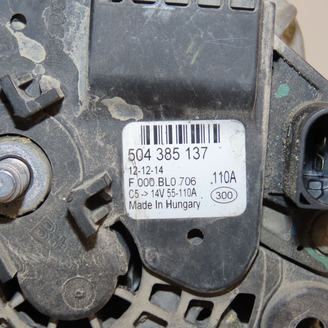 Alternateur occasion  5801526032 5