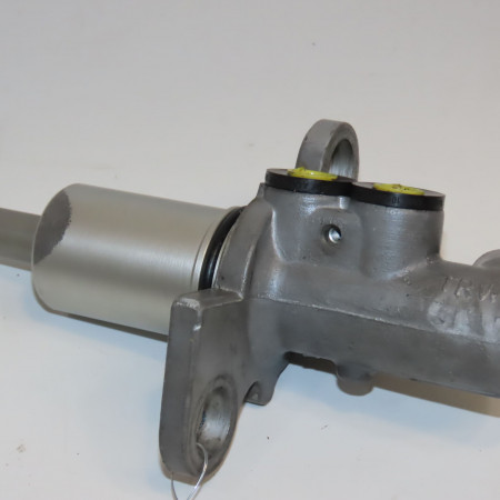 Maitre cylindre occasion AUDI A4 II 8E0611021