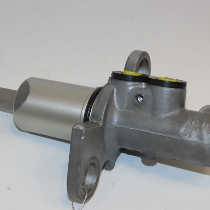 Maitre cylindre occasion AUDI A4 II 8E0611021 1