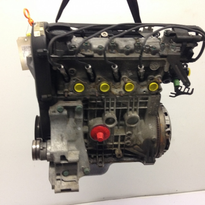 Moteur essence occasion VOLKSWAGEN POLO III Phase 2 11-1999->12-2001 1.4 30100098QX 1
