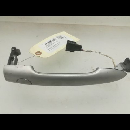 Poignee ext porte ard occasion RENAULT SCENIC II Phase 1 03-2004->09-2006 1.5 DCI 100ch 7701209579