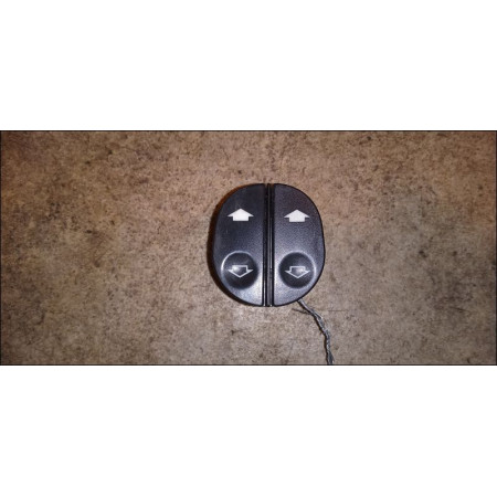 Commande lève-glace porte avant gauche occasion FORD FIESTA IV Phase 2 09-1999->09-2002 1.3i 1007910