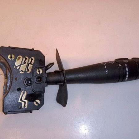 Commande essuie glace occasion RENAULT SCENIC I Phase 2 08-1999->06-2003 1.9 DCI 100ch 7701047256