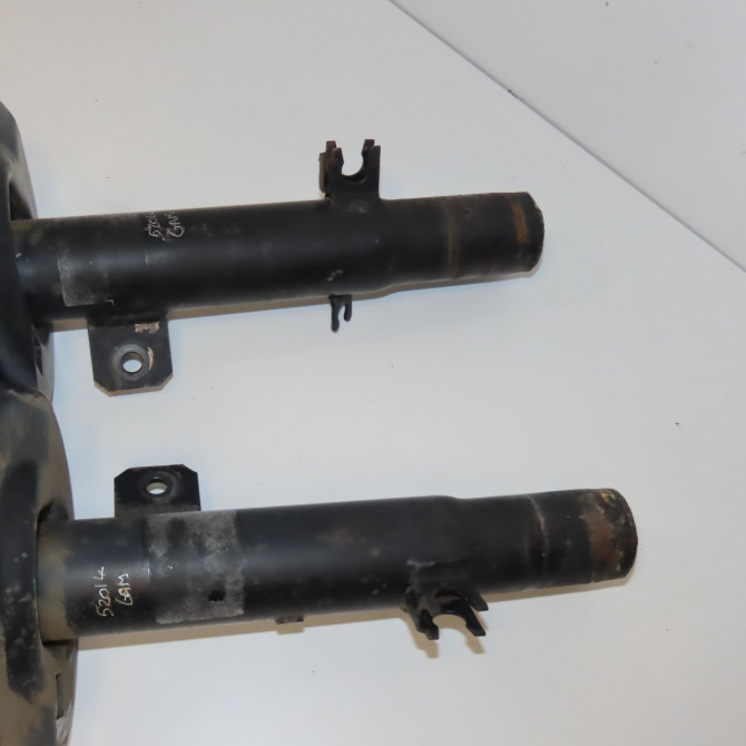 Amortisseur avant droit occasion PEUGEOT 2008 Phase 1 01-2013->... 1.2i PURETECH 110ch 9810909180 3