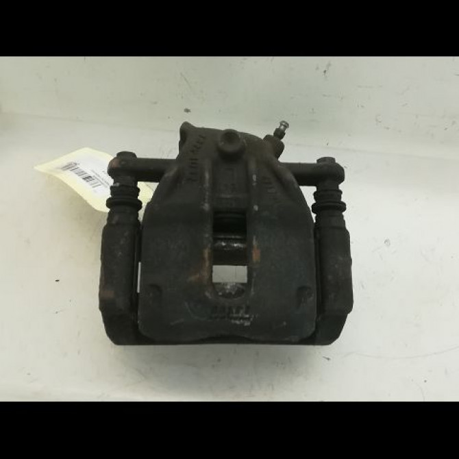 Etrier de frein avant gauche occasion RENAULT CLIO III Phase 1 09-2005->03-2009 1.5 DCI 85ch 7701208332 1