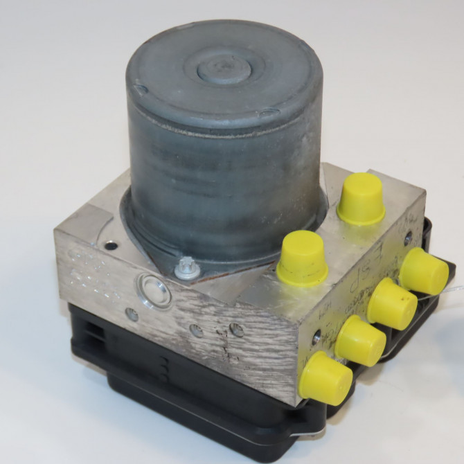 Unité hydraulique ABS occasion AUDI A4 III Phase 2 AVANT 10-2011->03-2016 8K0614517GJ 1