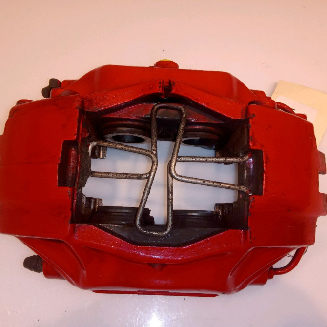 Etrier de frein avant gauche occasion FERRARI 146 Phase 1 04-1995->04-1999 3.5i V8 380ch 2