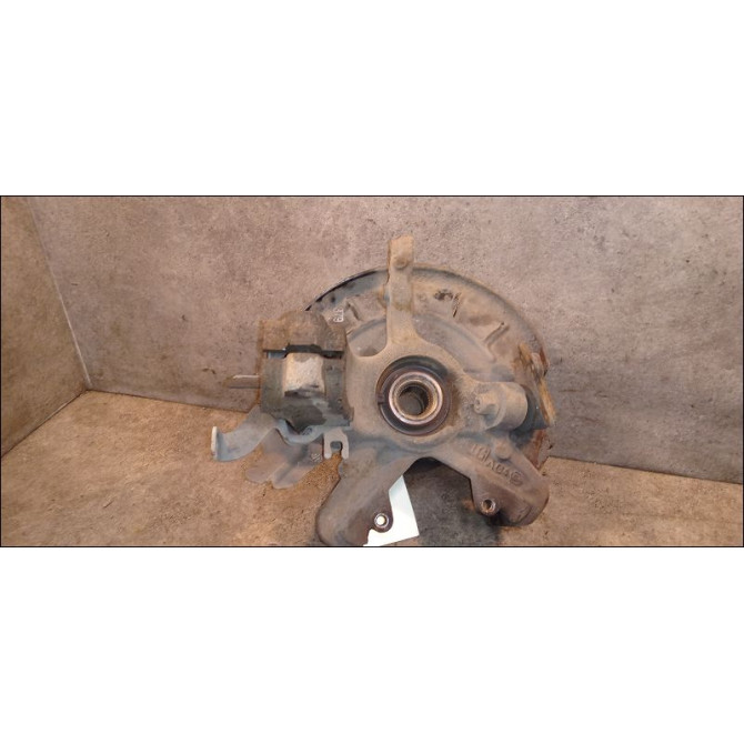 Moyeu avd occasion VOLKSWAGEN POLO IV Phase 1 01-2002->05-2005 1.4i 75ch 6C0407621 2