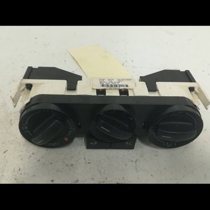 Commande de chauffage occasion VOLKSWAGEN POLO IV Phase 2 05-2005->09-2009 1.4 TDI 80ch 6Q0820045H 1