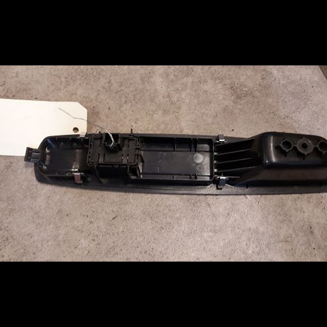 Commande lève-glace porte avant droite occasion RENAULT SCENIC III Phase 2 12-2011->03-2013 1.5 DCI 110ch 2