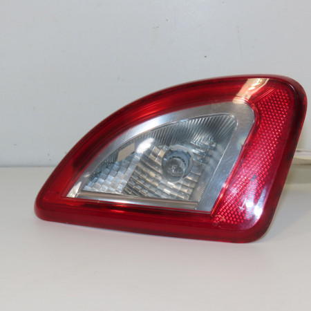 Feu arrière interieur gauche occasion RENAULT TWINGO II Phase 2 12-2011->12-2014 1.5 DCI 75ch