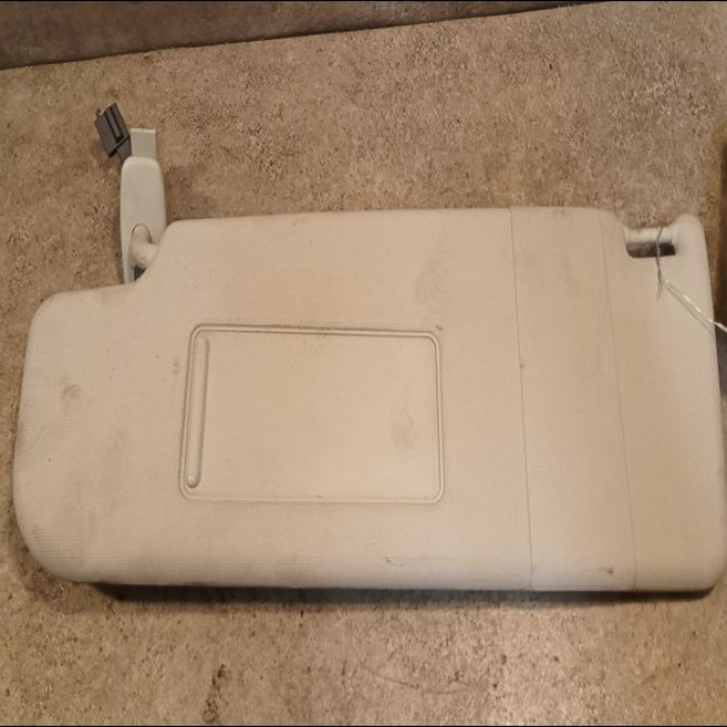 Pare-soleil gauche occasion VOLKSWAGEN POLO IV Phase 1 01-2002->05-2005 1.2 65ch 6Q0857551F2F4 1