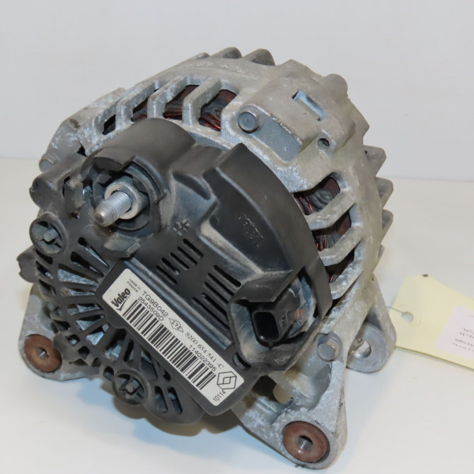 Alternateur occasion RENAULT TWINGO II Phase 2 12-2011->12-2014 1.2i 16v 75ch 231003396R 2