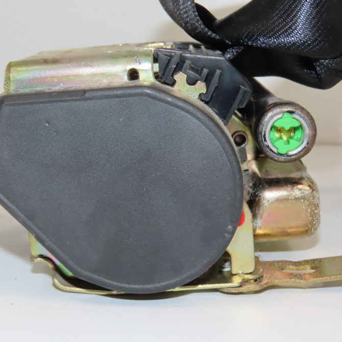 Ceinture avant droite occasion VOLKSWAGEN POLO IV Phase 2 05-2005->09-2009 1.2i 65ch 6Q4857706JRAA 3