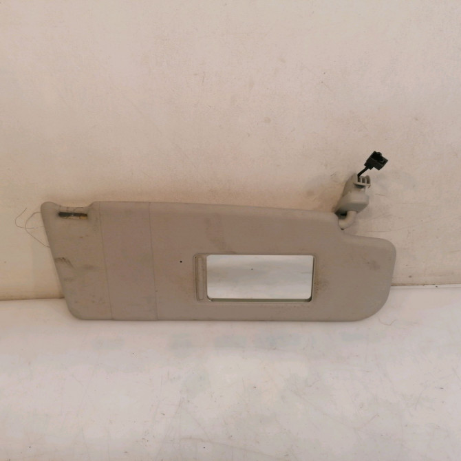 Pare-soleil droit occasion VOLKSWAGEN POLO IV Phase 2 05-2005->09-2009 1.4 TDI 80ch 6Q0857552F2F4 1