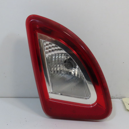 Feu arrière interieur gauche occasion RENAULT TWINGO II Phase 2 12-2011->12-2014 1.2i 16v 75ch