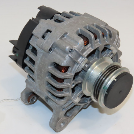 Alternateur occasion RENAULT TWINGO II Phase 2 12-2011->12-2014 1.2i 16v 75ch 231003396R