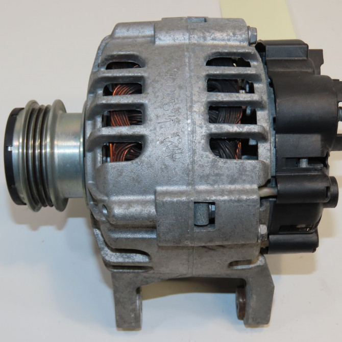 Alternateur occasion RENAULT TWINGO II Phase 2 12-2011->12-2014 1.2i 16v 75ch 231003396R 3