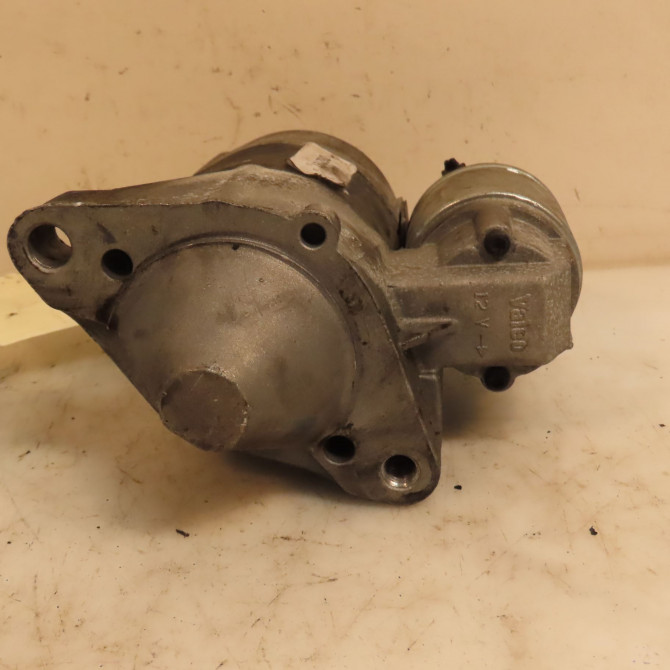 Démarreur occasion RENAULT CLIO III phase 1 ESTATE 01-2008->03-2009 233008504R 1