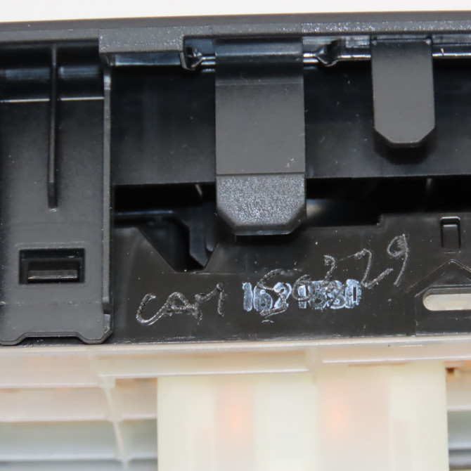 Commande lève-glace porte avant droite occasion NISSAN QASHQAI II Phase 1 02-2014->... 1.2i 115ch 254114BA0A 4