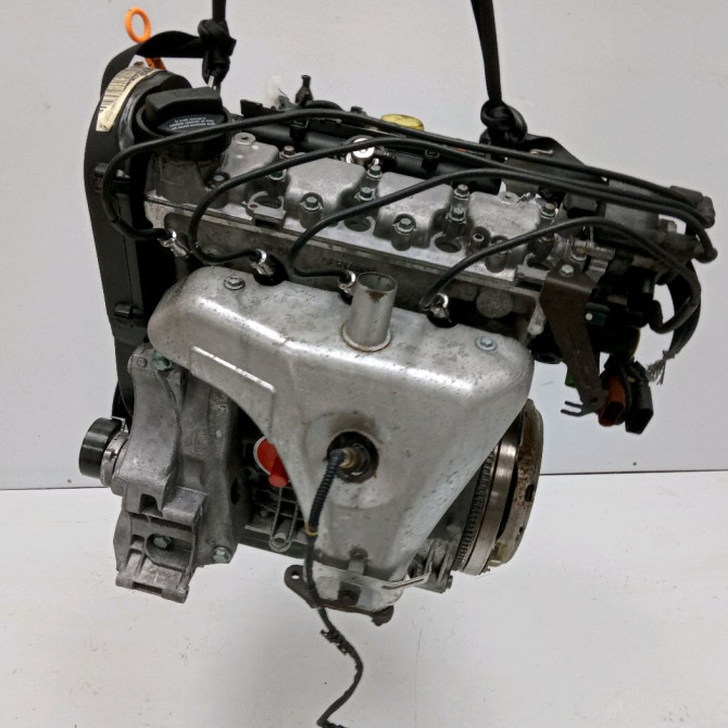 Moteur essence occasion VOLKSWAGEN POLO III Phase 2 11-1999->12-2001 1.4 30100098QX 3