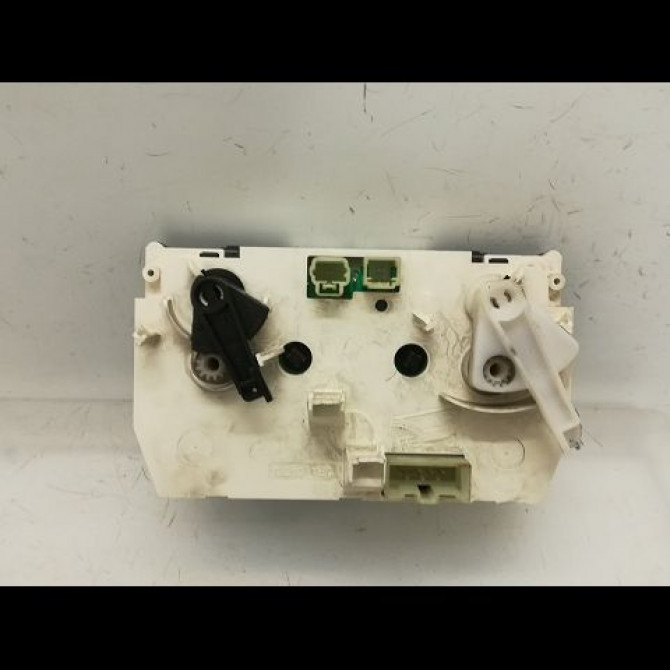 Commande de chauffage occasion PEUGEOT 307 Phase 1 04-2001->06-2005 1.4 HDI 8v 70ch 2