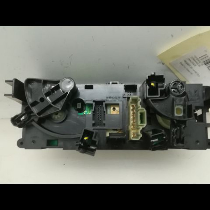 Commande de chauffage occasion PEUGEOT 207 Phase 1 04-2006->06-2013 1.4 HDI 70ch 6451TJ 2