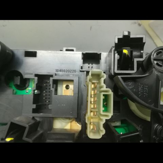 Commande de chauffage occasion PEUGEOT 207 Phase 1 04-2006->06-2013 1.4 HDI 70ch 6451TJ 3