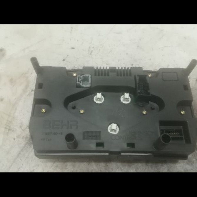 Commande de chauffage occasion PEUGEOT 307 Phase 1 04-2001->06-2005 2.0 HDI 110ch 2