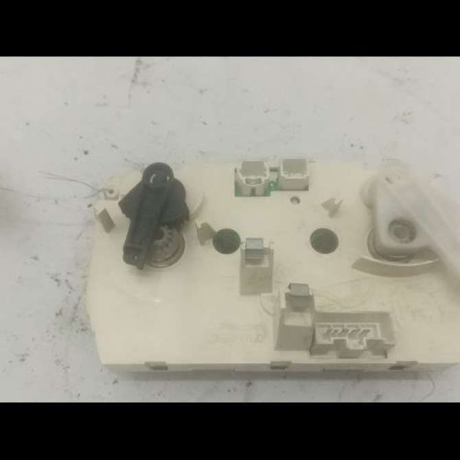 Commande de chauffage occasion PEUGEOT 307 Phase 1 04-2001->06-2005 2.0 HDI 90ch 2