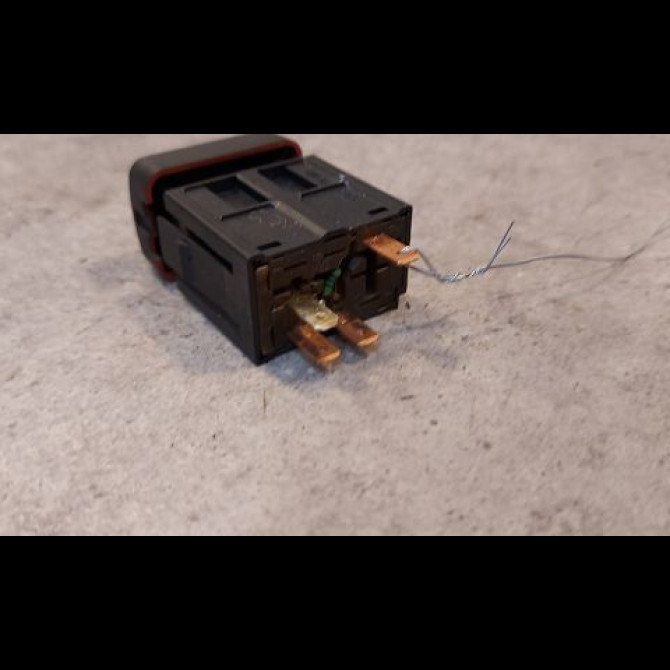 Bouton de warning occasion OPEL ZAFIRA I Phase 1 03-1999->07-2005 2.2 DTI 16v 125ch 24416082 2