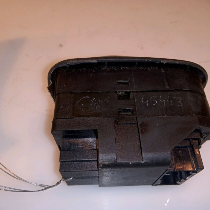 Commande lève-glace porte avant gauche occasion PEUGEOT 206 Phase 1 09-1998->03-2009 1.4i 6552WP 3