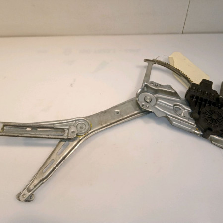 Mecanisme + moteur lève-glace avant droit occasion OPEL ZAFIRA I Phase 1 03-1999->07-2005 2.2 DTI 16v 125ch 9118665