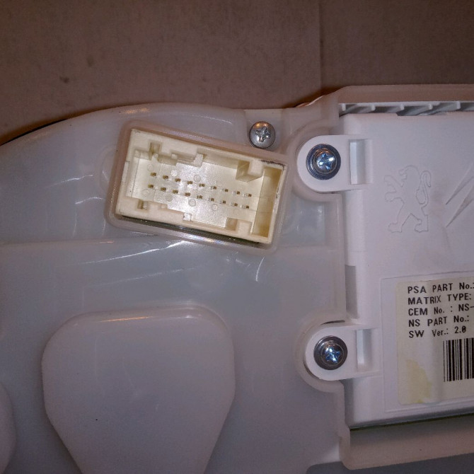 Compteur occasion PEUGEOT 2008 Phase 1 01-2013->... 1.6 E-HDI 92ch 9822703980 3