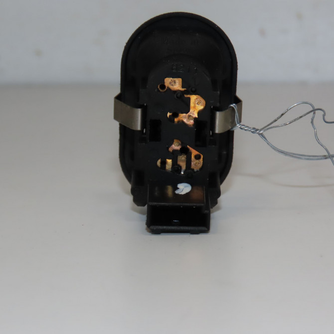 Commande leve-glace porte arrière droite occasion OPEL ZAFIRA I Phase 1 03-1999->07-2005 2.0 DTI 16v 100ch 2