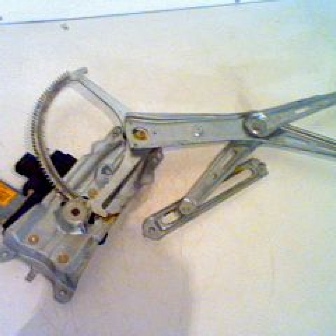 Mecanisme + moteur lève-glace avant droit occasion OPEL ZAFIRA I Phase 1 03-1999->07-2005 9118665 1