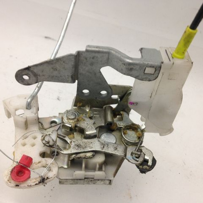 Serrure porte avg occasion PEUGEOT 107 Phase 1 06-2005->12-2008 9135S3 2